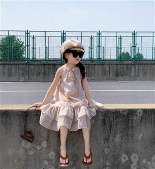 29202762-پیراهن دخترانه حلقه دو بنده با گل برجسته پایین چین
