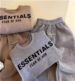 35202621-دو تیکه دورس با شلوار داخل کرک ESSENTIALS