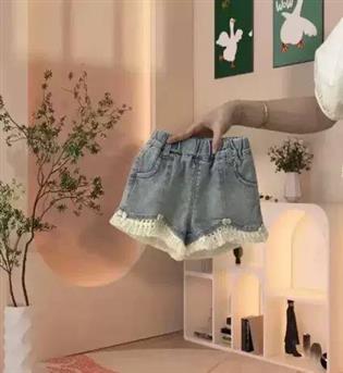 44202663-سه تیکه شلوارک جین با تاپ بوهو 