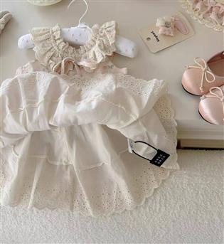 39203365-پیراهن دخترانه حلقه ای چین پله ای پایین گیپور ب کلاه طرح گل