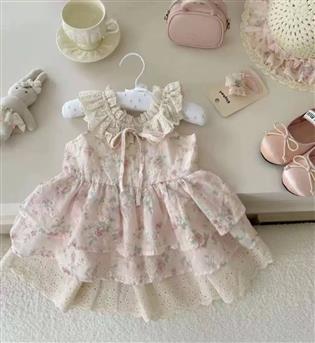 39203365-پیراهن دخترانه حلقه ای چین پله ای پایین گیپور ب کلاه طرح گل