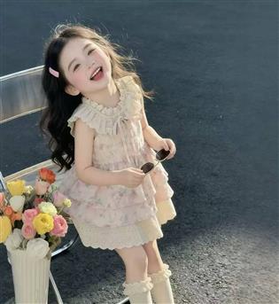 39203365-پیراهن دخترانه حلقه ای چین پله ای پایین گیپور ب کلاه طرح گل